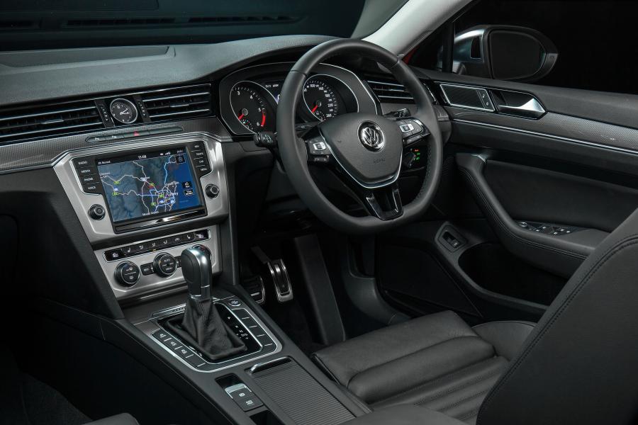 Интерьер Volkswagen Passat Alltrack 2016 года  (AU) (фото 6 из 30)